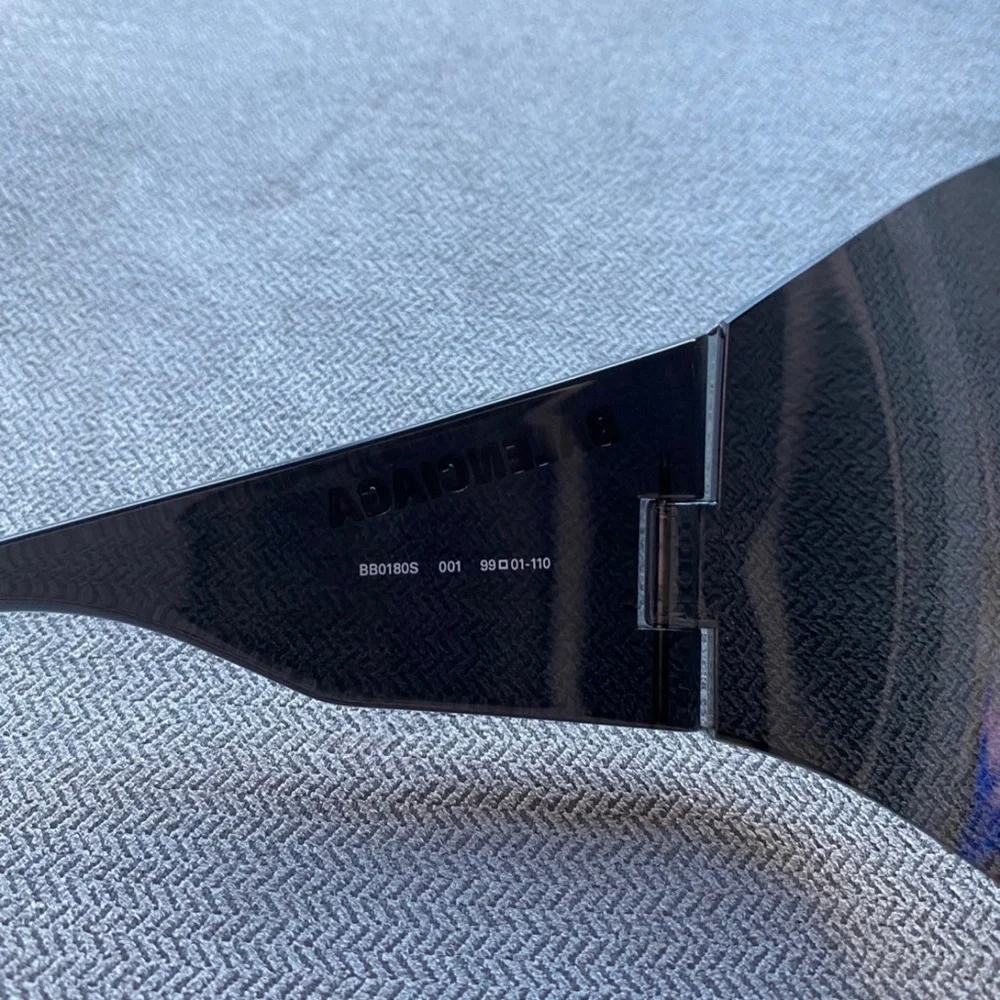 Balenciaga Mask Butterfly Sunglasses - Picture 14 of 14
